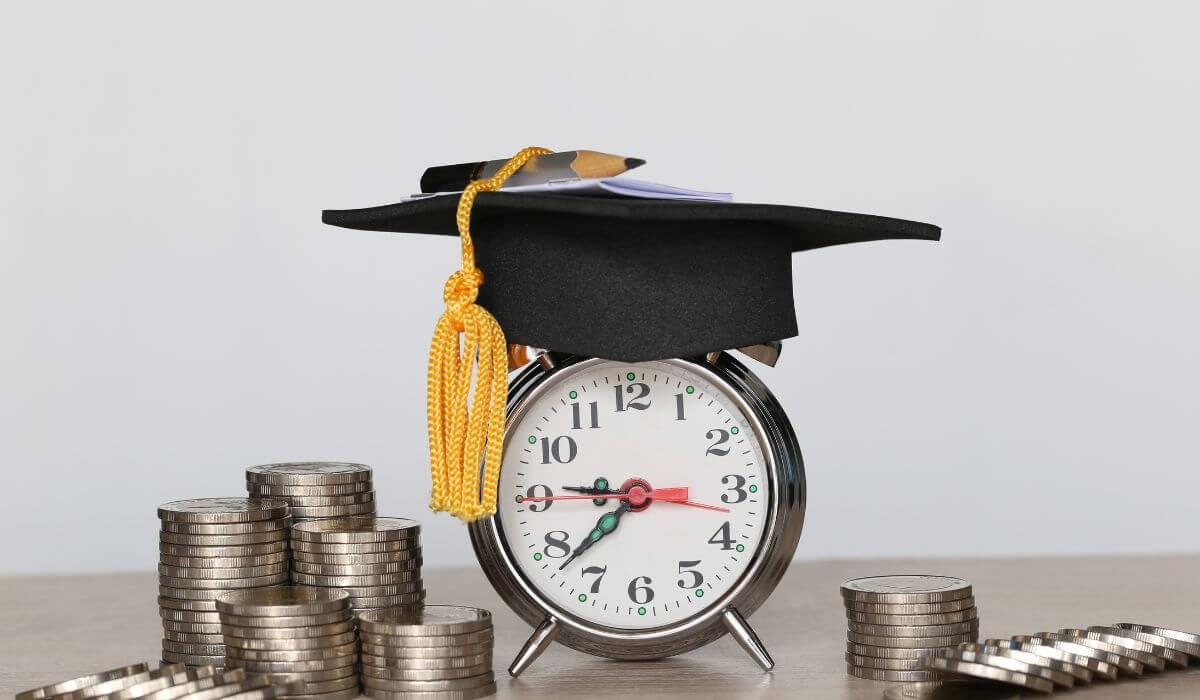 How long does it take to get a student loan?